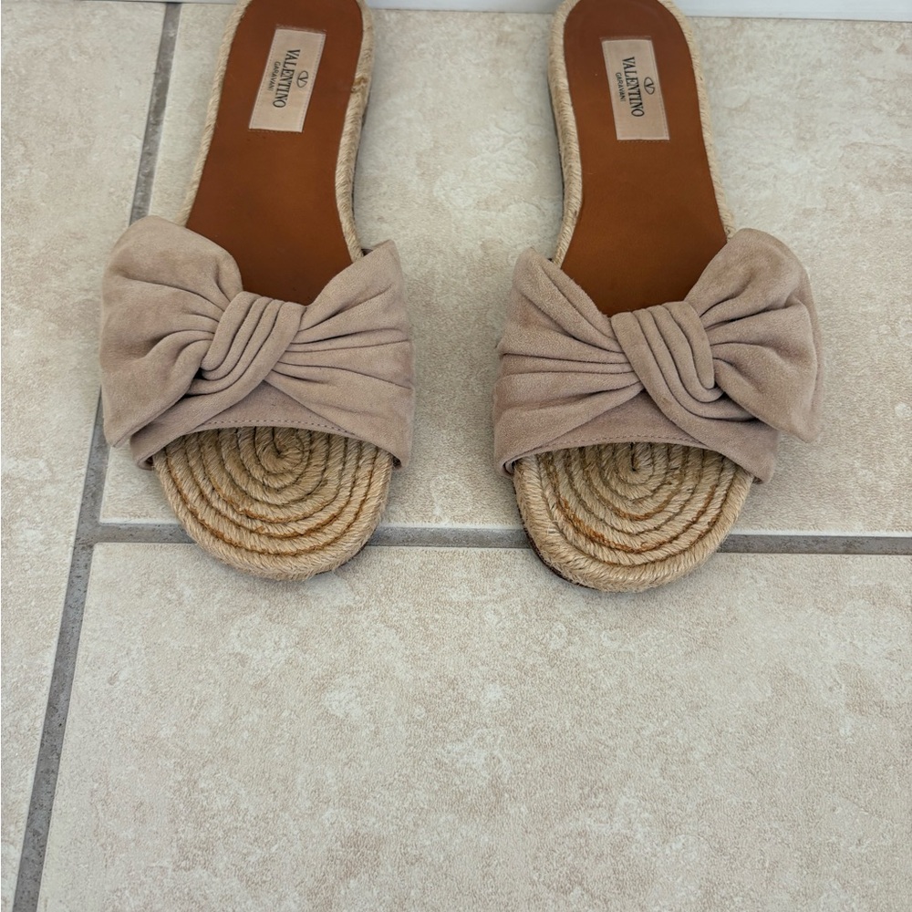 Valentino Garavani Taupe Bow Sandals